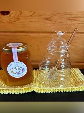 Clear Glass Beehive 🐝🐝🐝 Honey Jar with Dipper